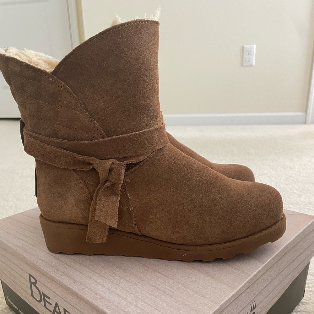 BearPaw Maxine Boots